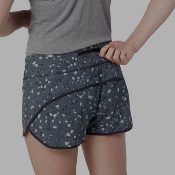 Smartwool Women's Active Lined Short. Regular fit Interior drawcord 2.75” inseam - Picture 10 of 10